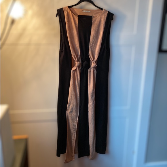 Zara two tone dress with knot detail ❤️ - Picture 7 of 8